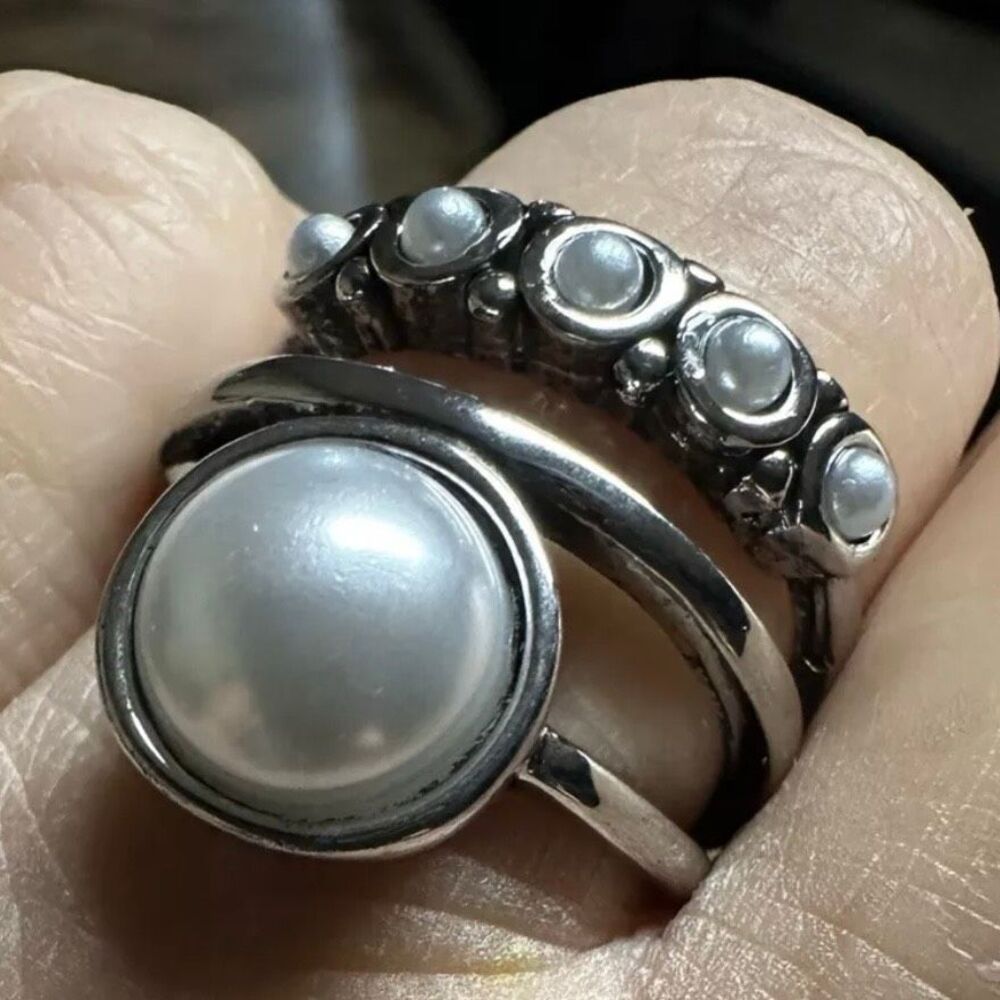 Silver Tone Chunky Boho Pearl Ring Size 7